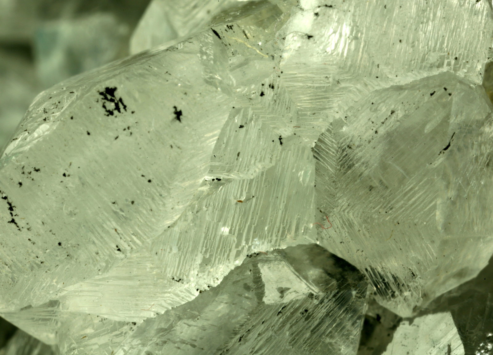 Beryl (variety emerald), Calcite
80x55x80mm
(Autor: Fiebre Verde)