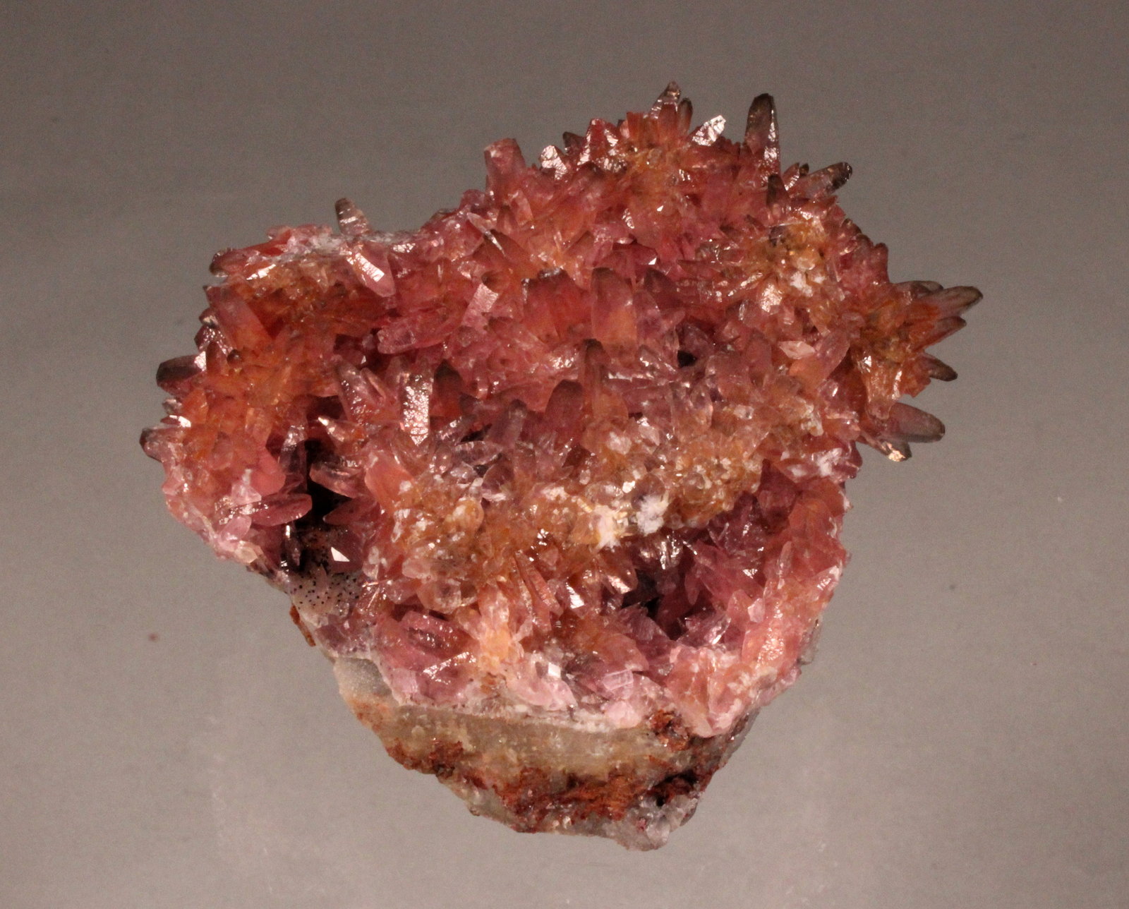 Calcite (variety cobaltoan calcite)
78mm x 75mm x 52mm
(Autor: Don Lum)