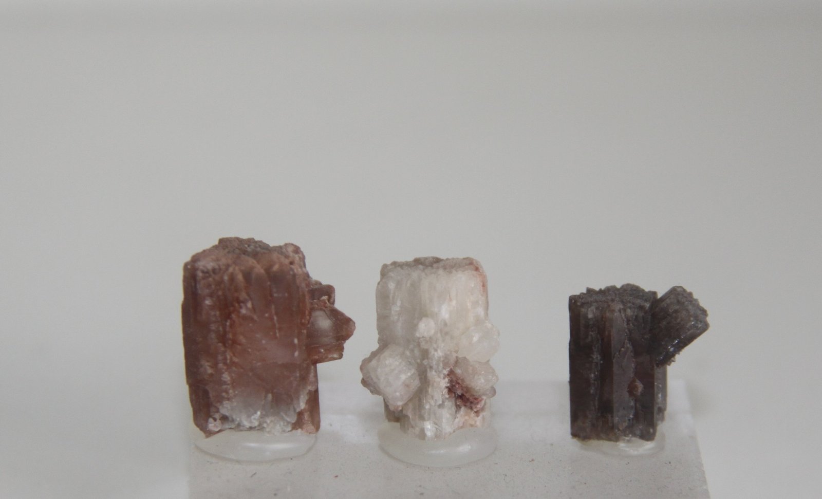 Aragonite
Major crystal size: 23mm tall
(Autor: Firmo Espinar)