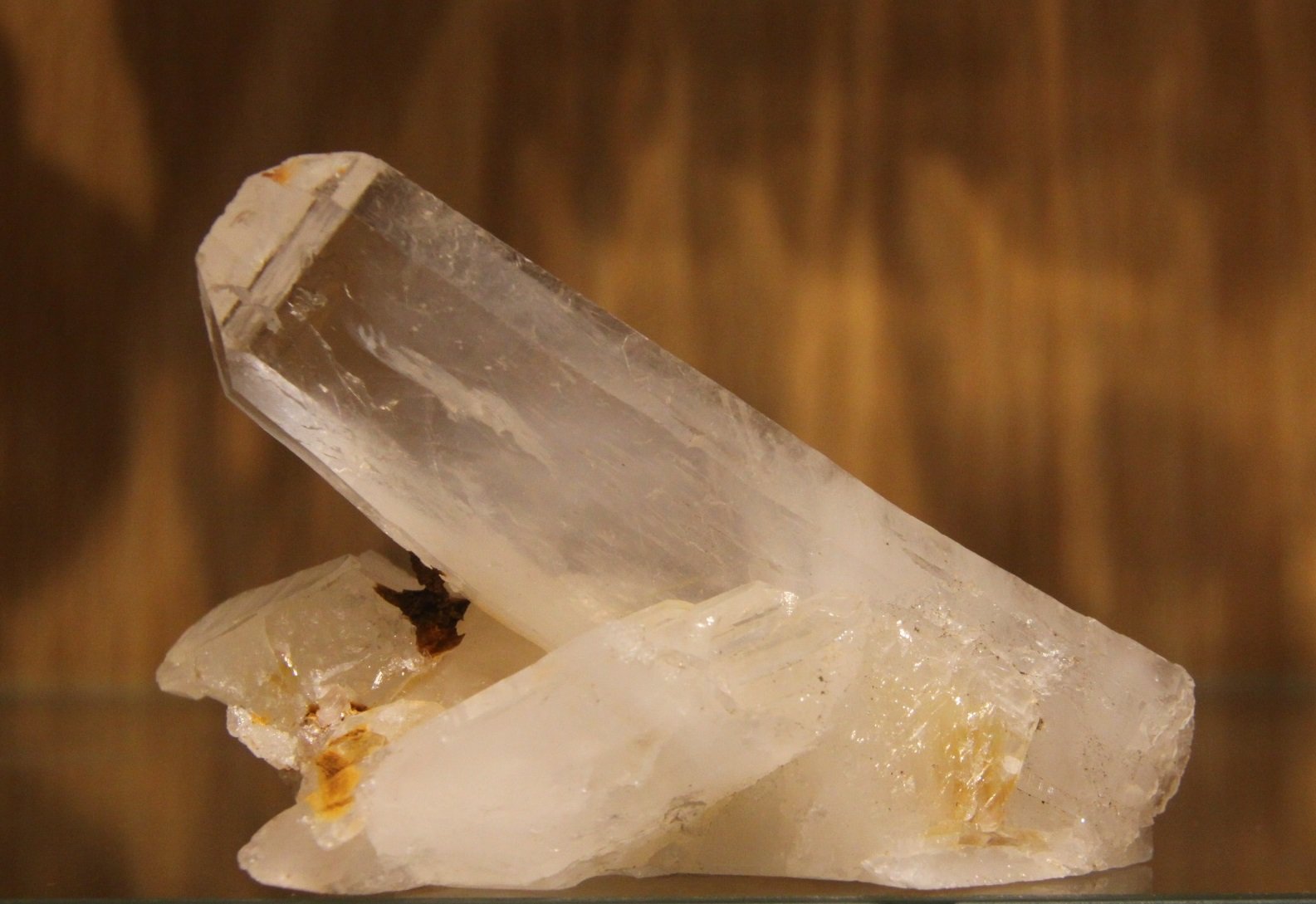 Quartz
86mm x 60mm x 35mm. Main crystal size: 93mm x 26mm x 11mm.
(Autor: Firmo Espinar)