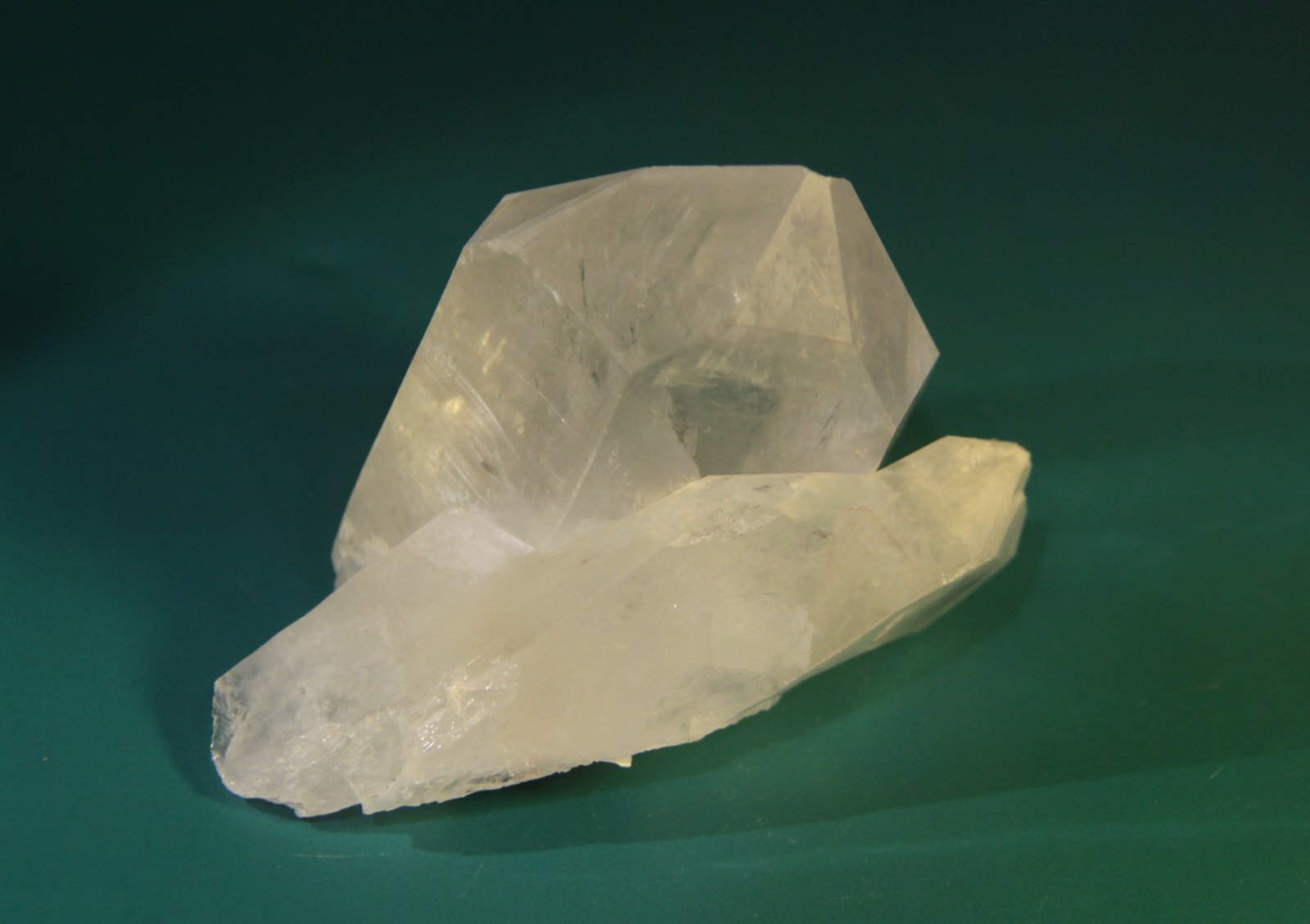 Quartz
82mm x 67mm x 50mm. Main cristal: 46mm x 75mm x 34mm
(Autor: Firmo Espinar)