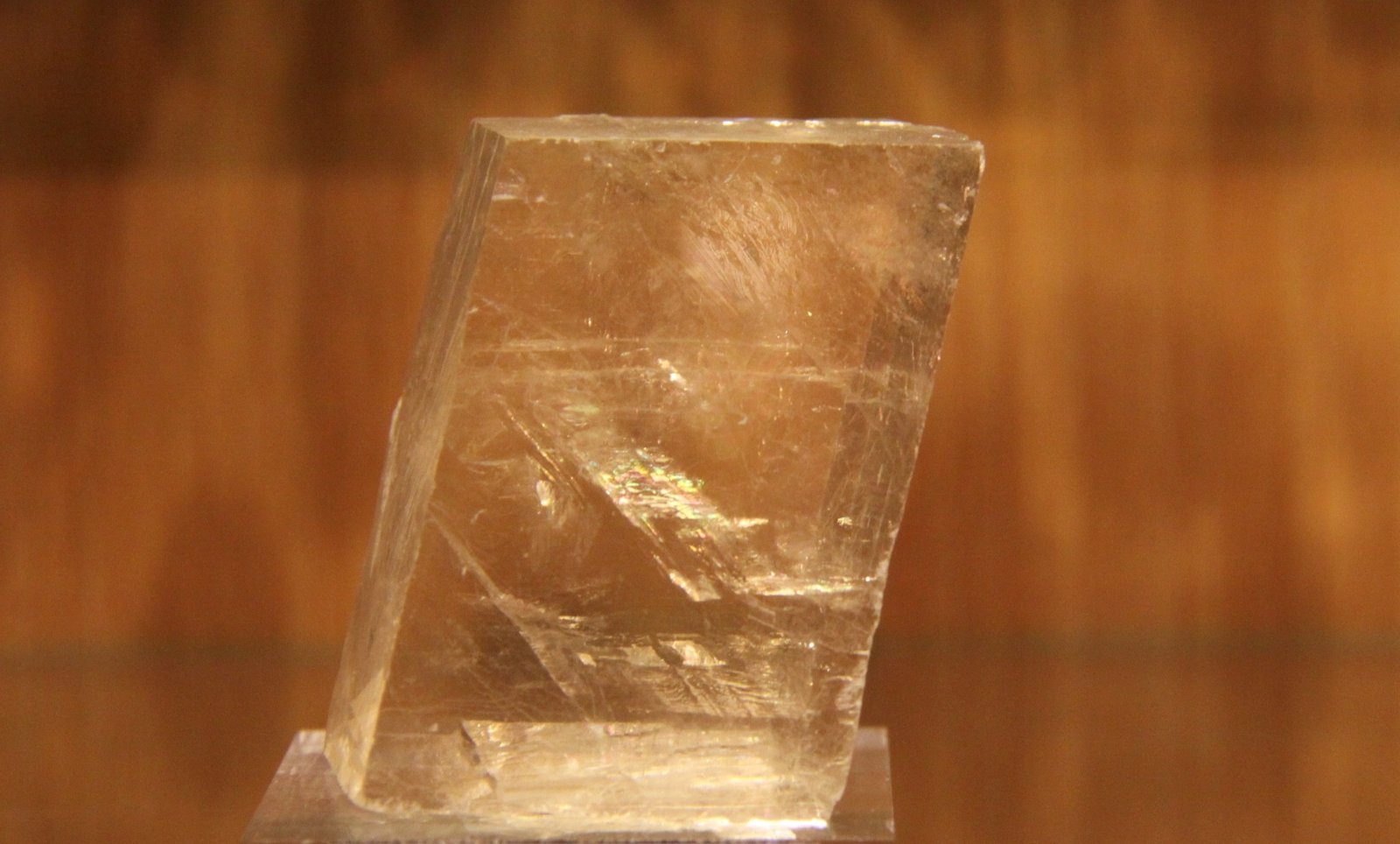Calcite
35mm x 44mm x 40mm
(Autor: Firmo Espinar)
