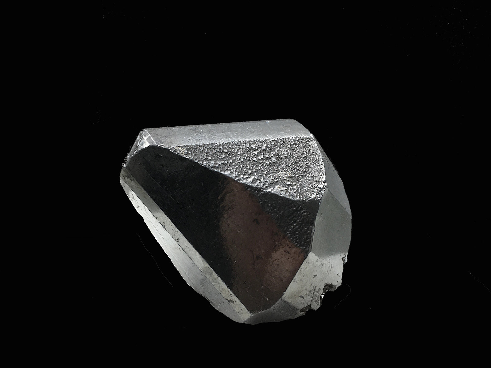 Hematite
6 X 6 cm
(Autor: Jean Suffert)