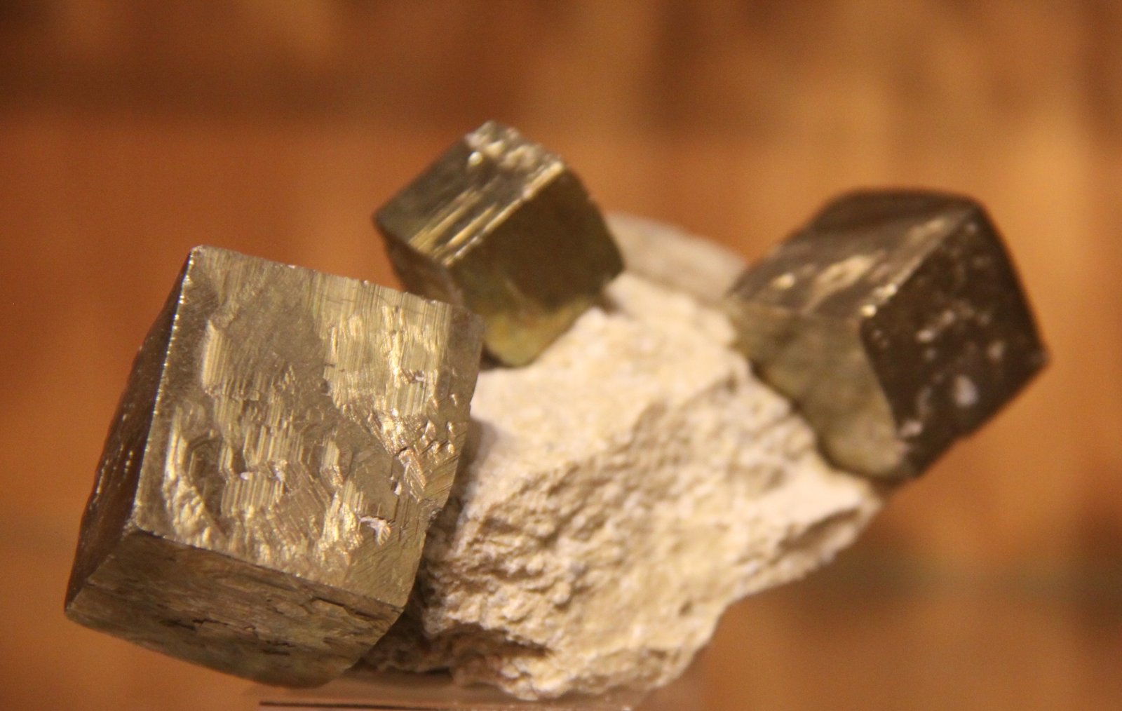 Pyrite
94 mm x 48 mm x 52 mm
(Autor: Firmo Espinar)