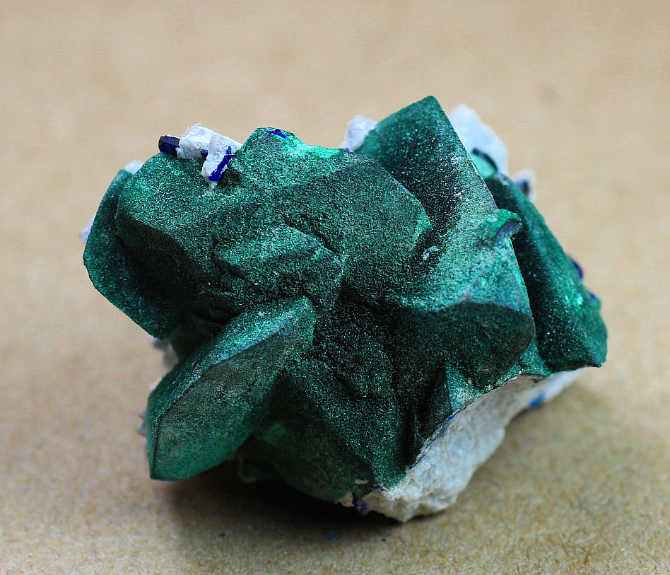 Malachite
3.9 x 3.5 x 3 centimeters
(Autor: Ricardo Melendez)