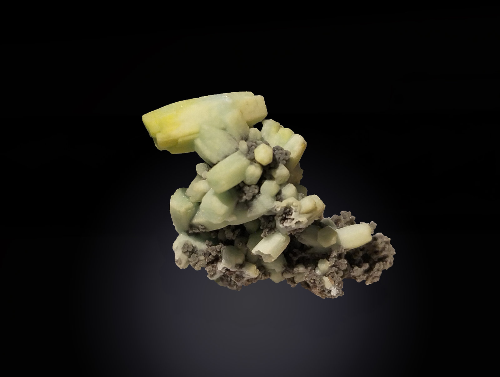 Plumbogummite
24 mm x 25 mm x 15 mm
(Autor: Firmo Espinar)