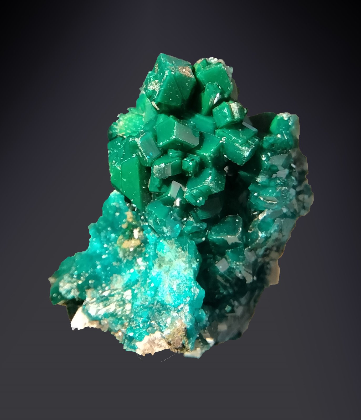 Dioptase
25 mm x 30 mm x 25 mm
(Autor: Firmo Espinar)