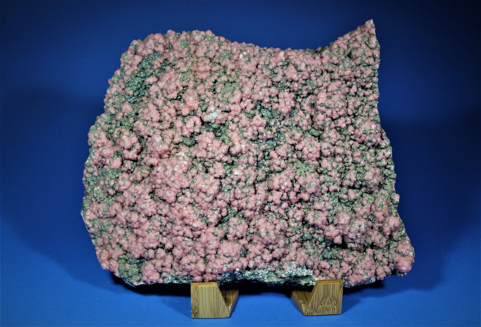Rhodochrosite, Pyrite
33 cm x 27 cm
(Autor: Don Lum)