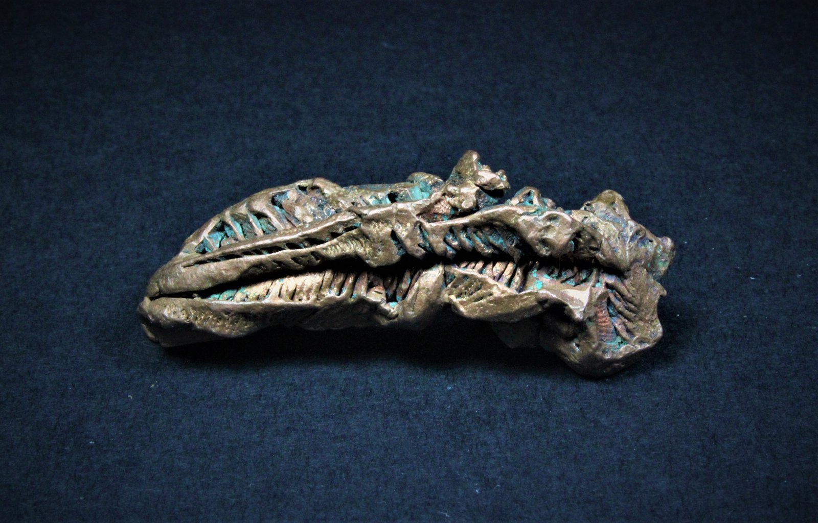 Copper
52 mm x 20 mm x 12 mm
(Autor: Don Lum)