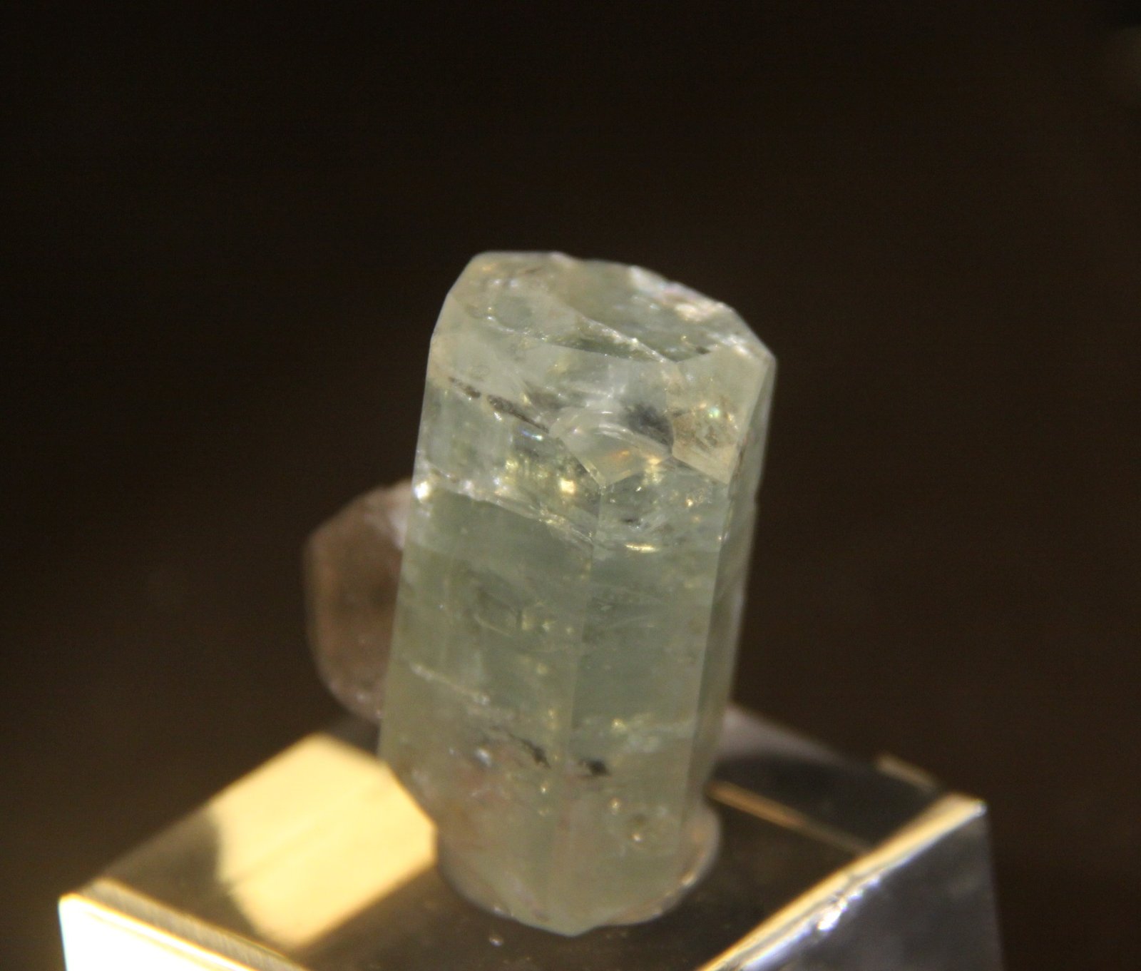 Beryl (variety aquamarine) and Quartz (variety smoky)
35mm x 37mm x 18mm overall size. Beryl = 24mm x 37mm x 18mm
(Autor: Firmo Espinar)