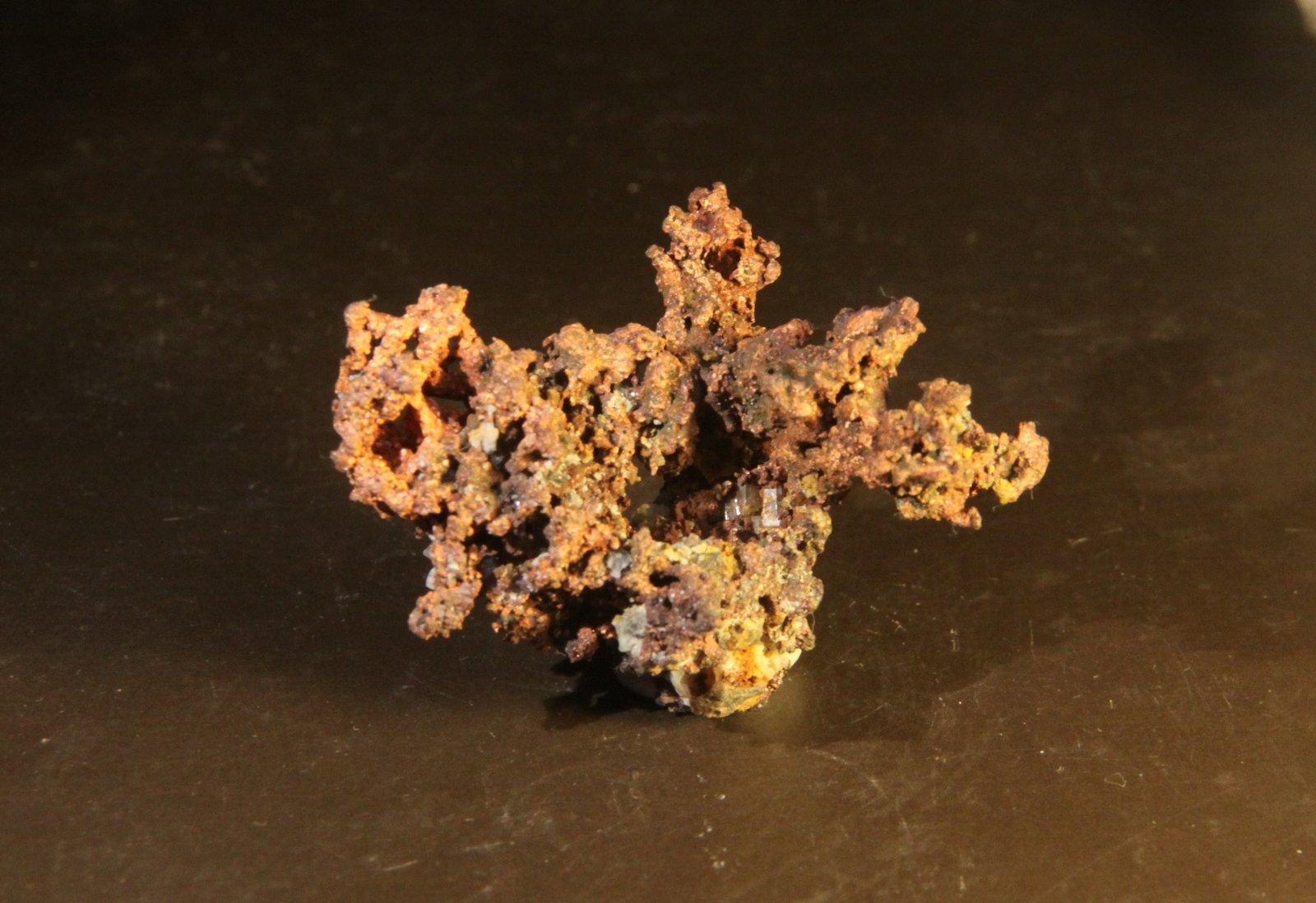 Copper with Calcite
58mm x 42mm x 40mm
(Autor: Firmo Espinar)