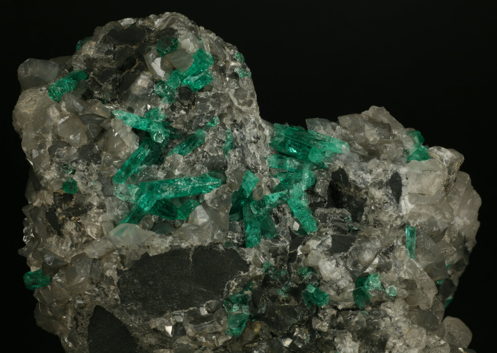 Beryl (variety emerald), Calcite
Detail
(Autor: Fiebre Verde)