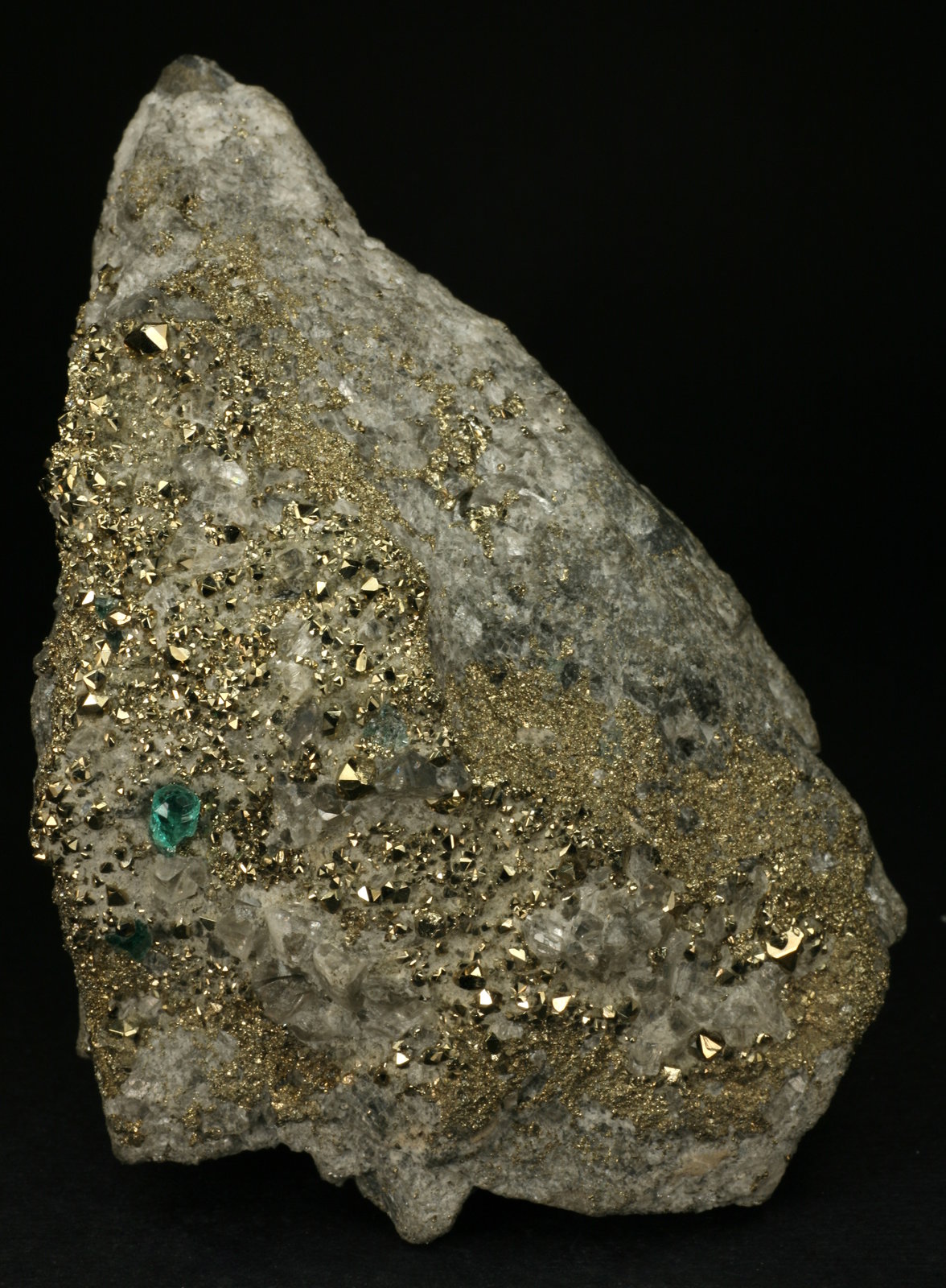 Beryl (variety emerald), Calcite, Pyrite
105x45x80mm
(Autor: Fiebre Verde)