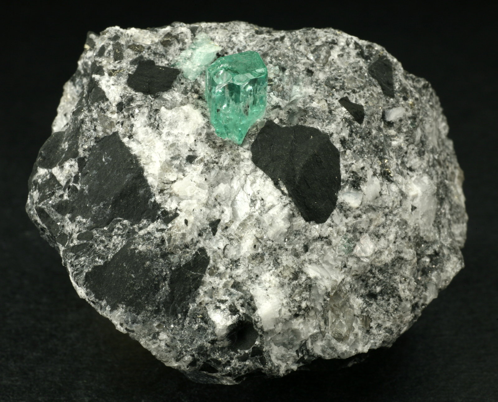 Beryl (variety emerald), Calcite, Pyrite
xl=7mm
(Autor: Fiebre Verde)