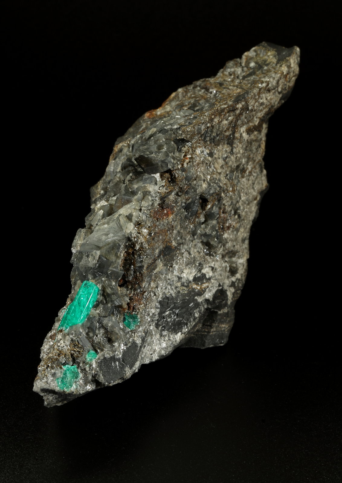 Beryl (variety emerald), Calcite, Pyrite
43x85x85mm, xl=13mm
(Autor: Fiebre Verde)