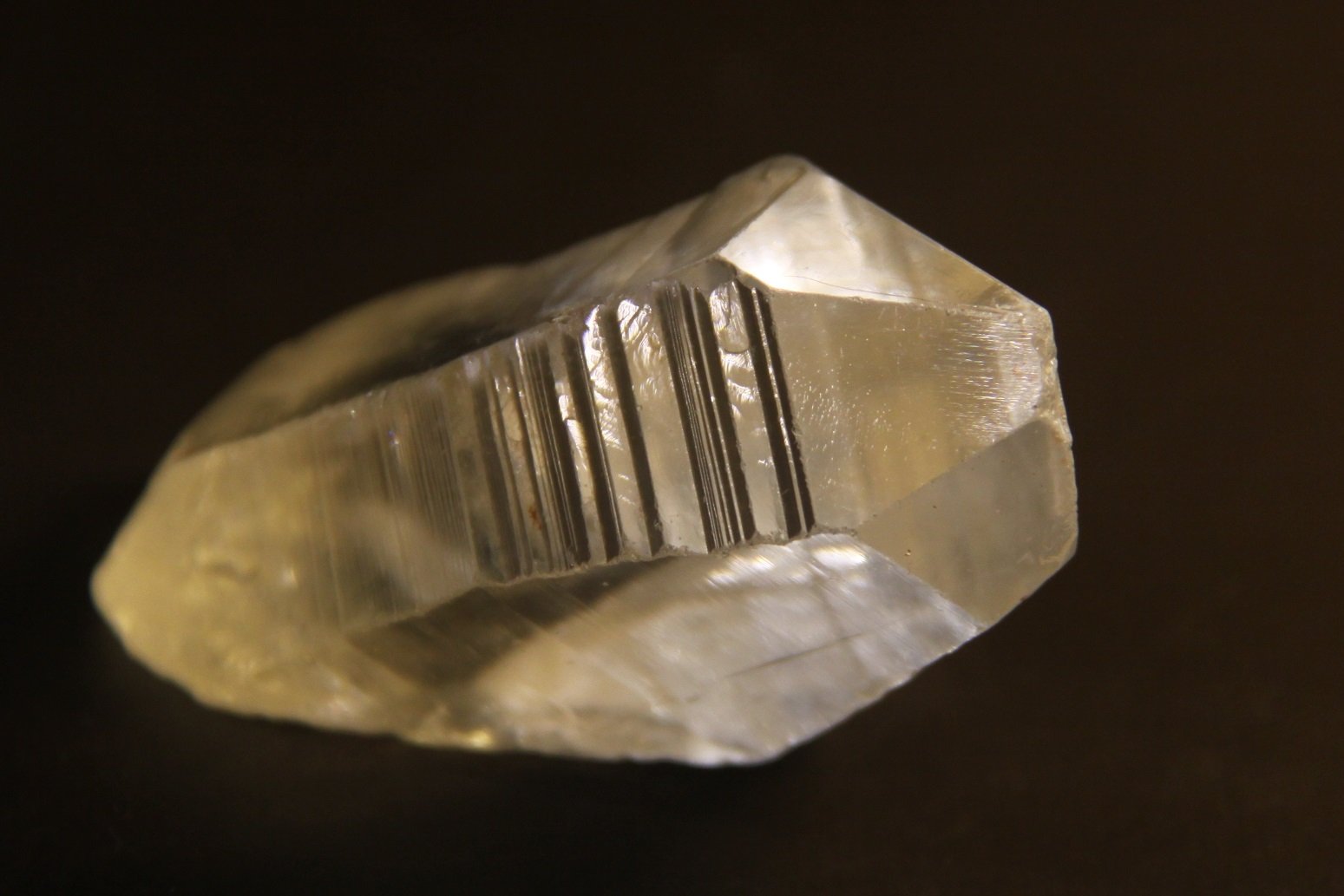 Quartz
32mm x 56mm x 32mm
(Autor: Firmo Espinar)