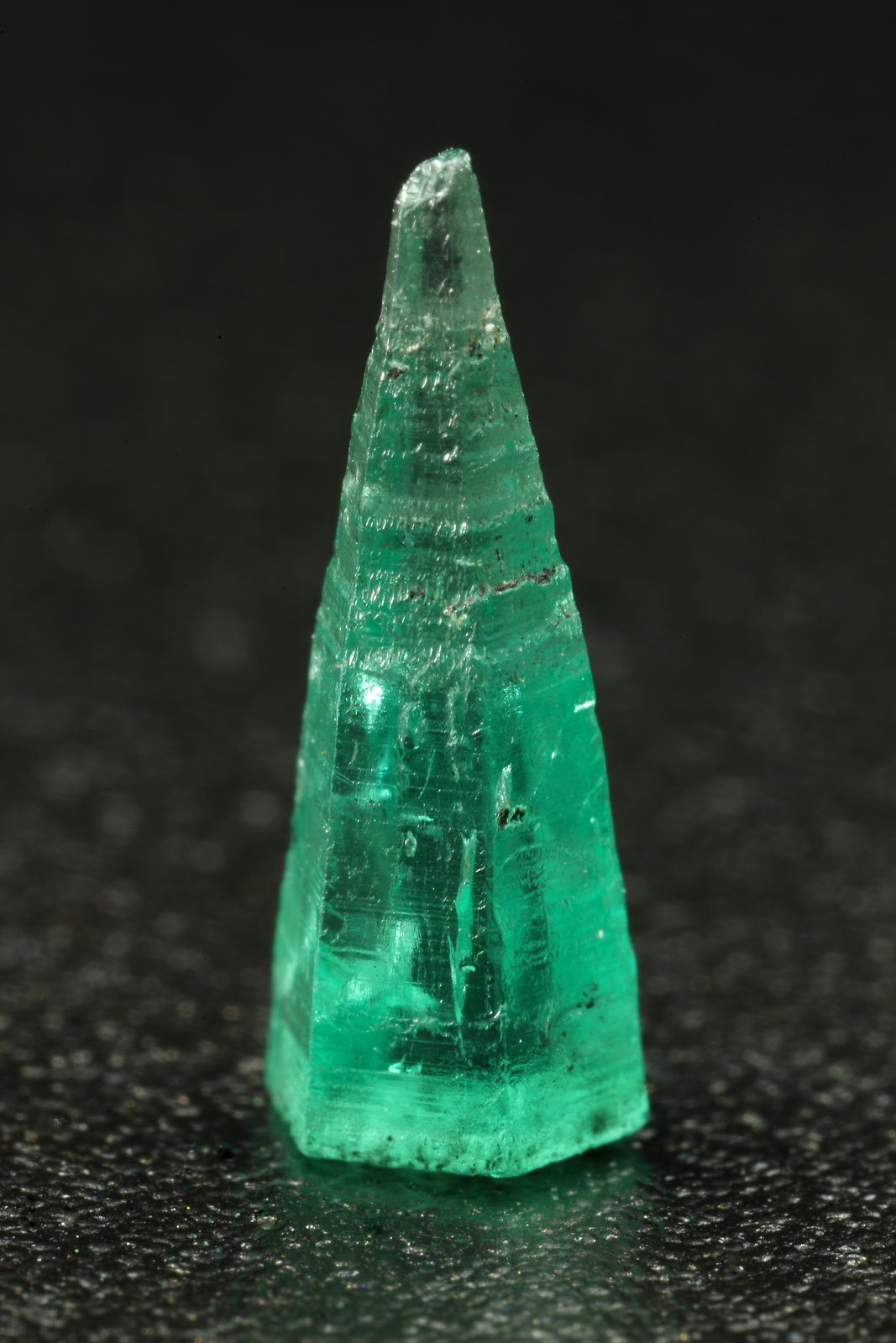 Beryl (variety emerald)
9mm
(Autor: Fiebre Verde)