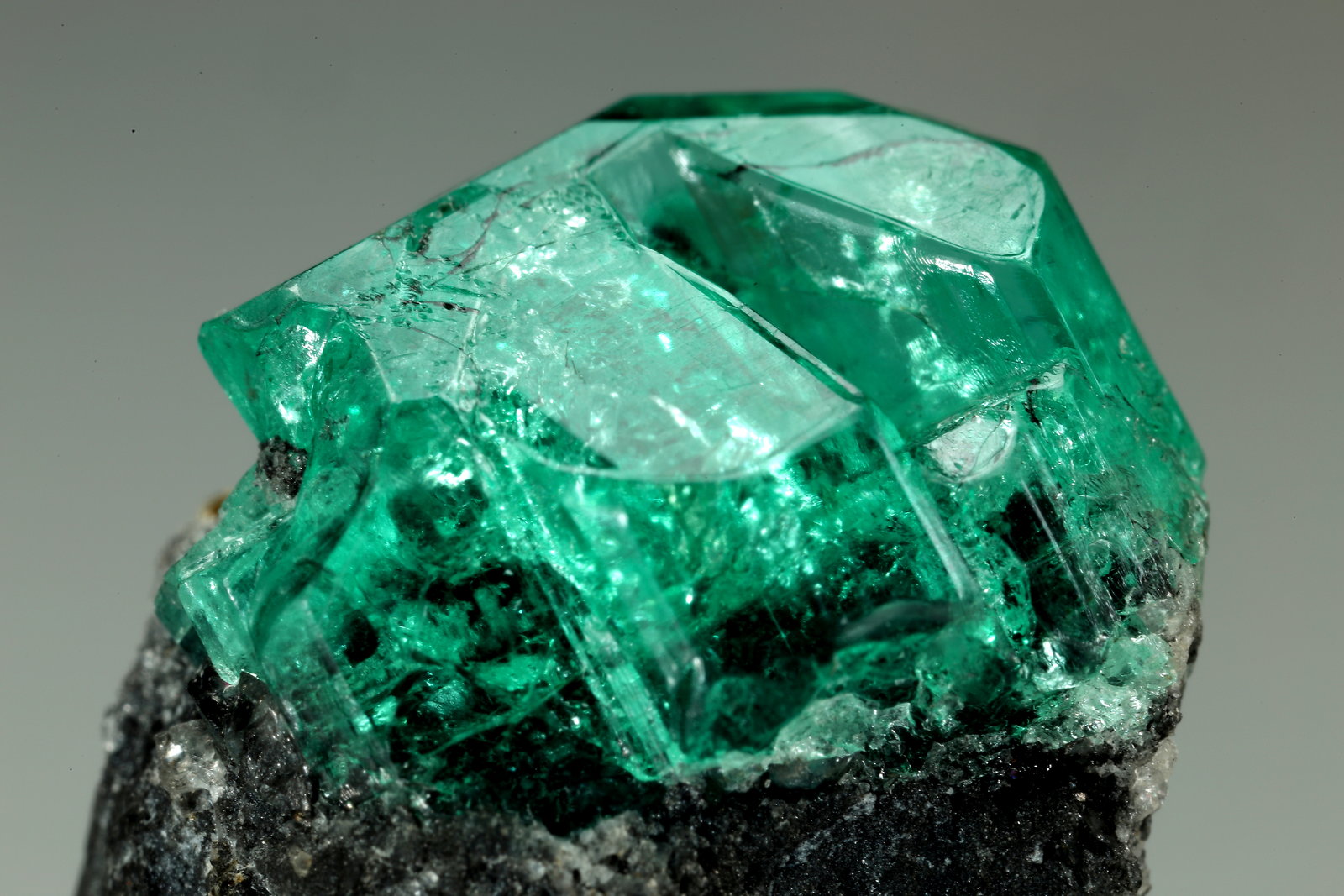 Beryl (variety emerald)
aggregate=18x13mm
(Autor: Fiebre Verde)