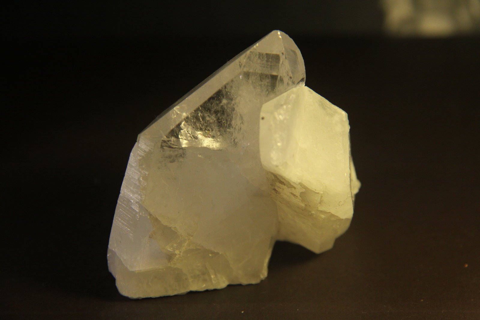 Quartz
63mm x 54mm x 50mm
(Autor: Firmo Espinar)