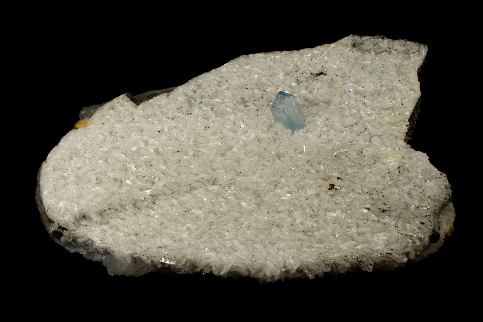 Euclase, Calcite, Albite (variety cleavelandite)
74x46x29mm, xl=7mm
(Autor: Fiebre Verde)