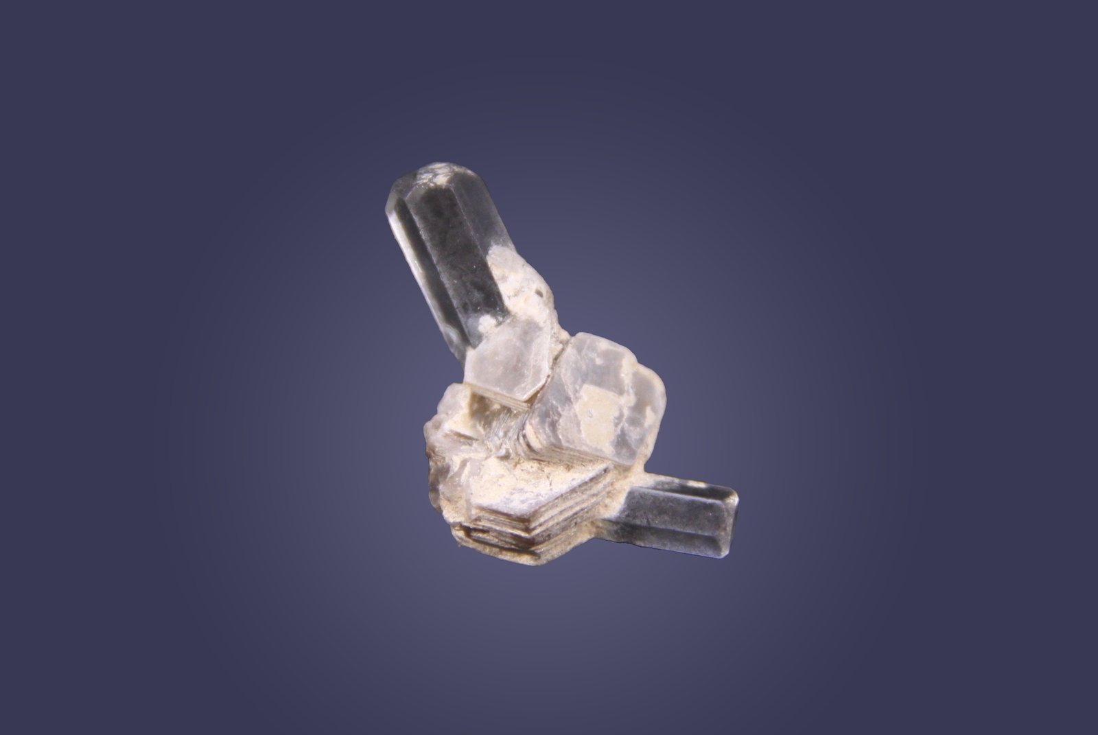 Beryl (variety aquamarine) and Muscovite
14mm x 27mm x 11mm
(Autor: Firmo Espinar)