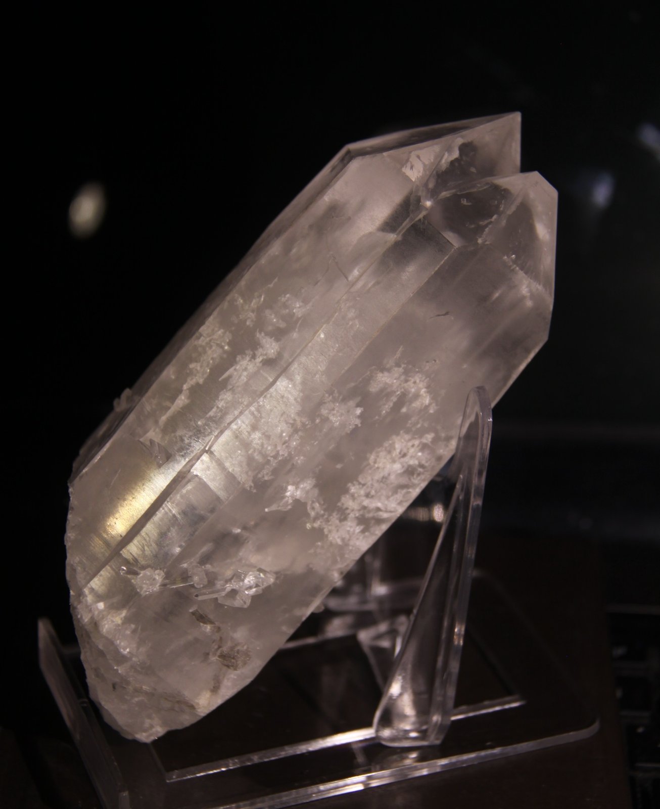 Quartz
64mm x 162mm x 54mm
(Autor: Firmo Espinar)