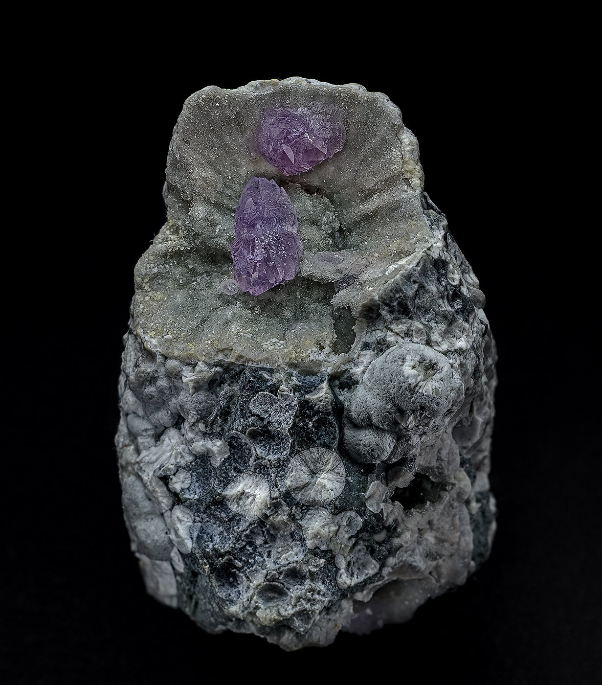 Quartz (variety amethyst)
3.8 x 2.5 cm
(Autor: am mizunaka)