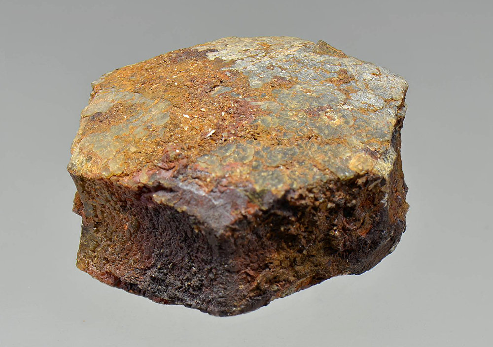 Magnesite
2.7 x 1.8 cm
(Autor: Martin Rich)