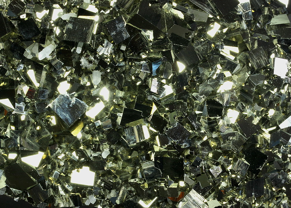 Pyrite
175 x 110 x 83 mm
(Autor: GneissWare)