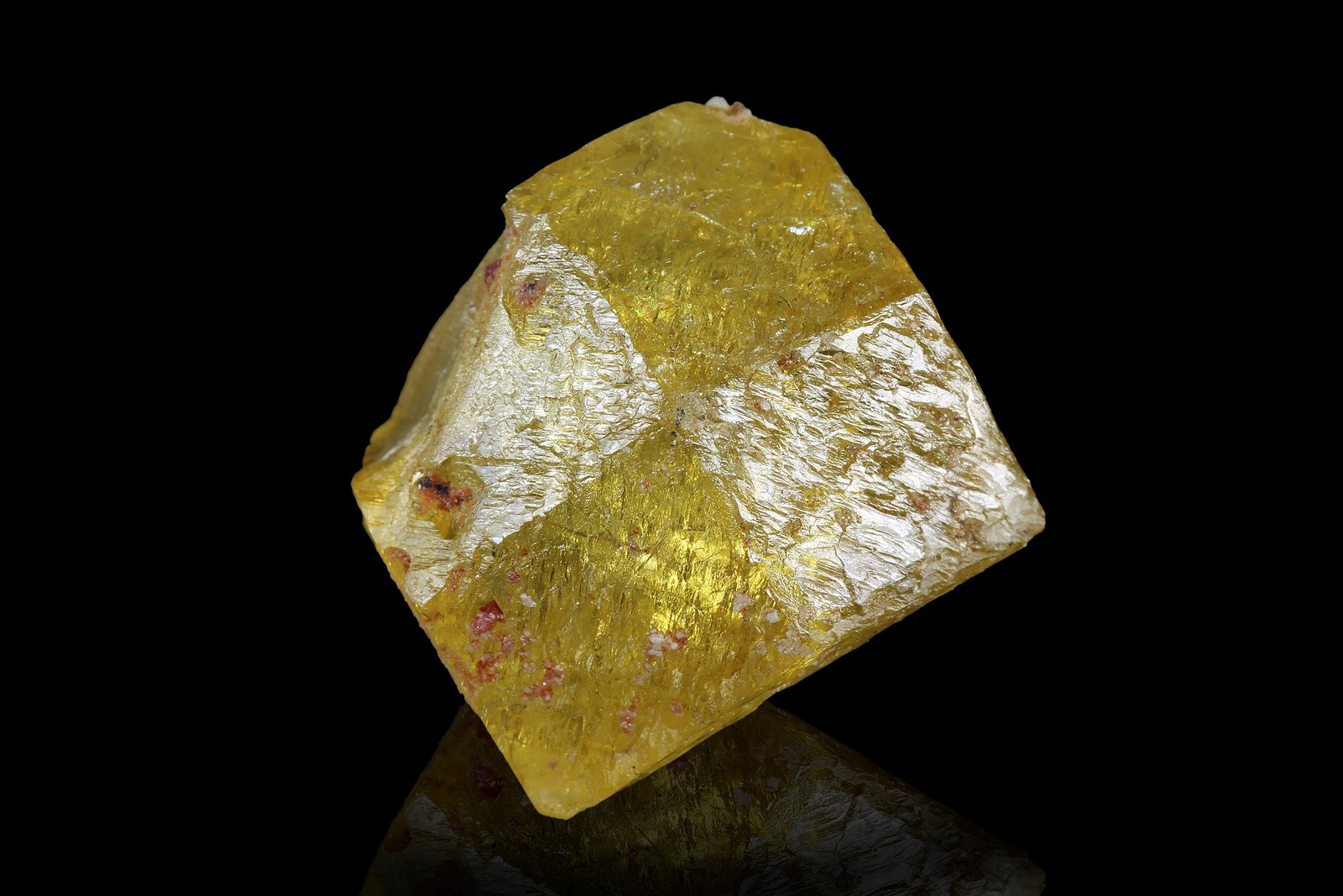 Londonite
4 x 3.5 x 3 cm
(Autor: MIM Museum)