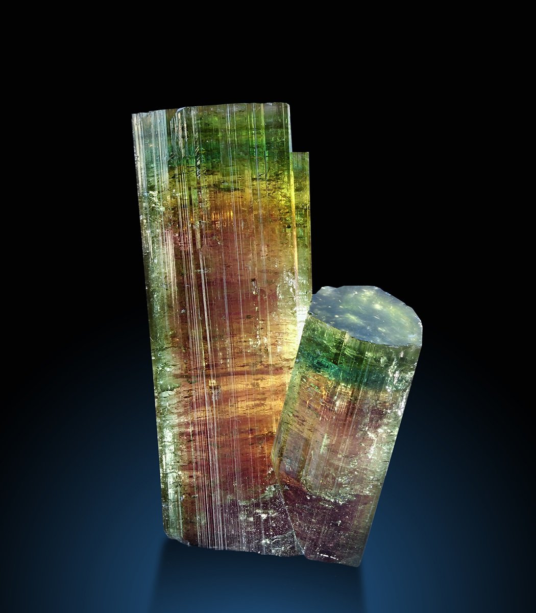Tourmaline
Specimen height 6 cm
(Autor: Tobi)
