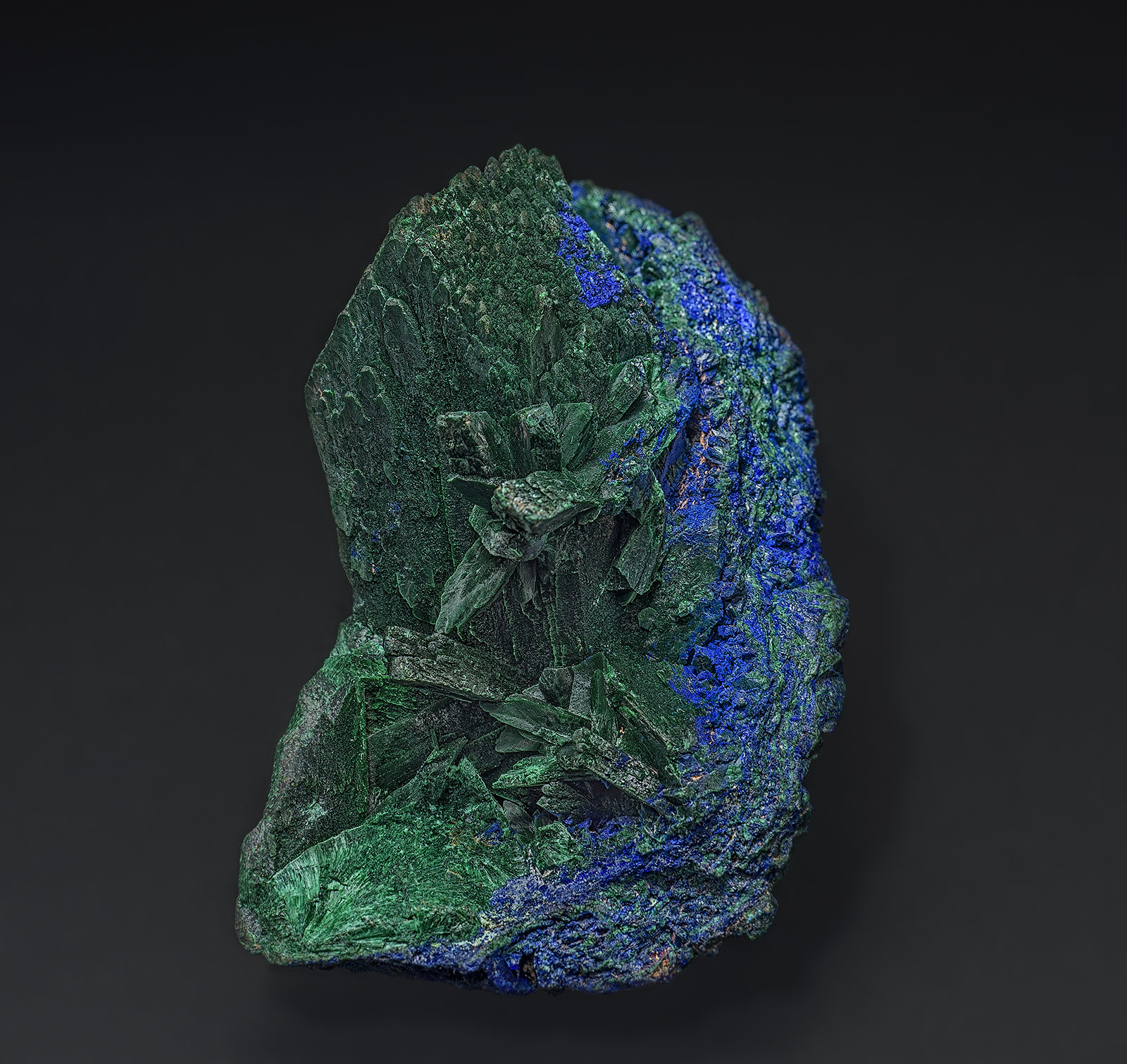 Malachite, Azurite
6.5 x 5.5 cm
(Autor: am mizunaka)