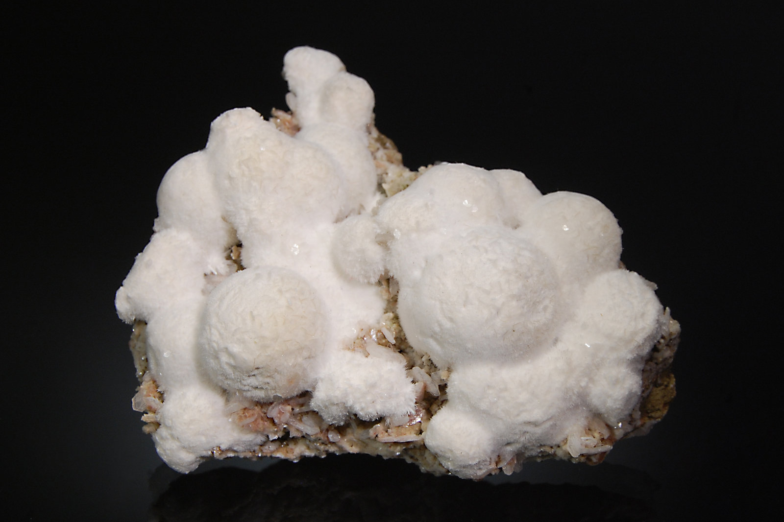 Mesolite
6.8 x 7.7 cm
(Autor: Michael Shaw)