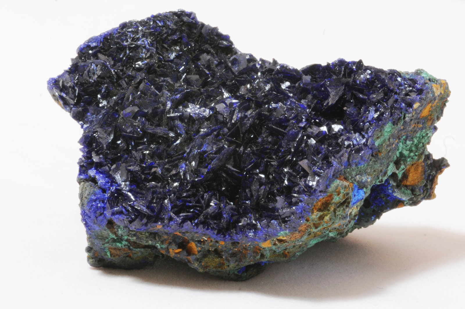 Azurite with Malachite
7.1 x 4.6 x 4.2 cm
(Autor: steven calamuci)
