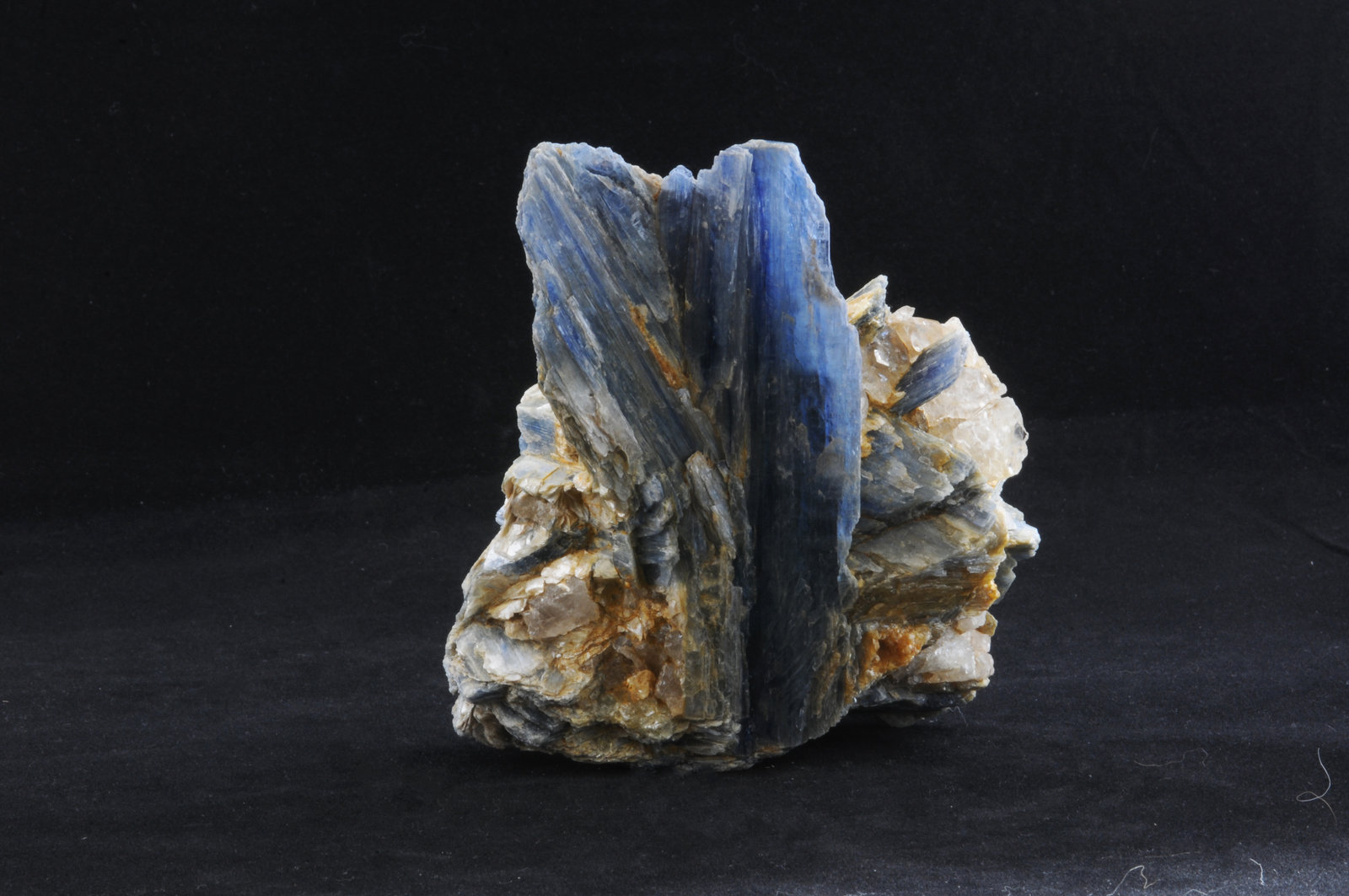 Kyanite
(Autor: steven calamuci)