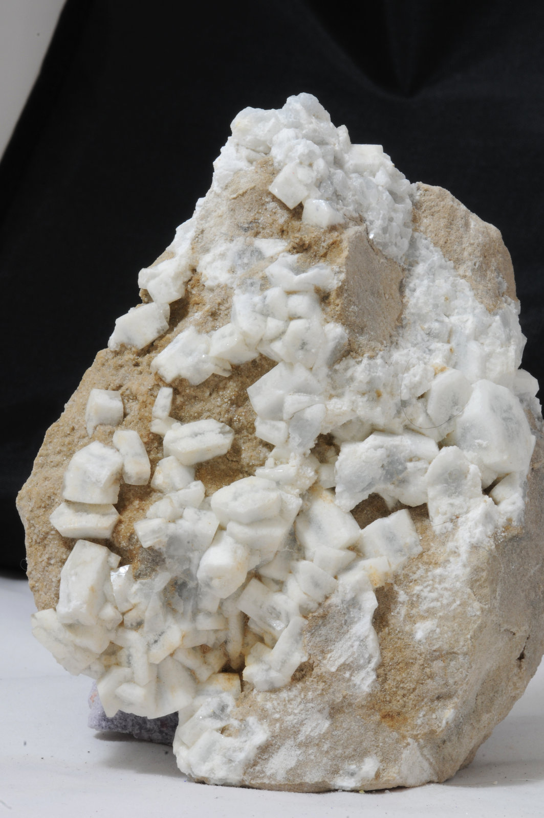 Celestine
12.9 x 11 x 4.4 cm
(Autor: steven calamuci)