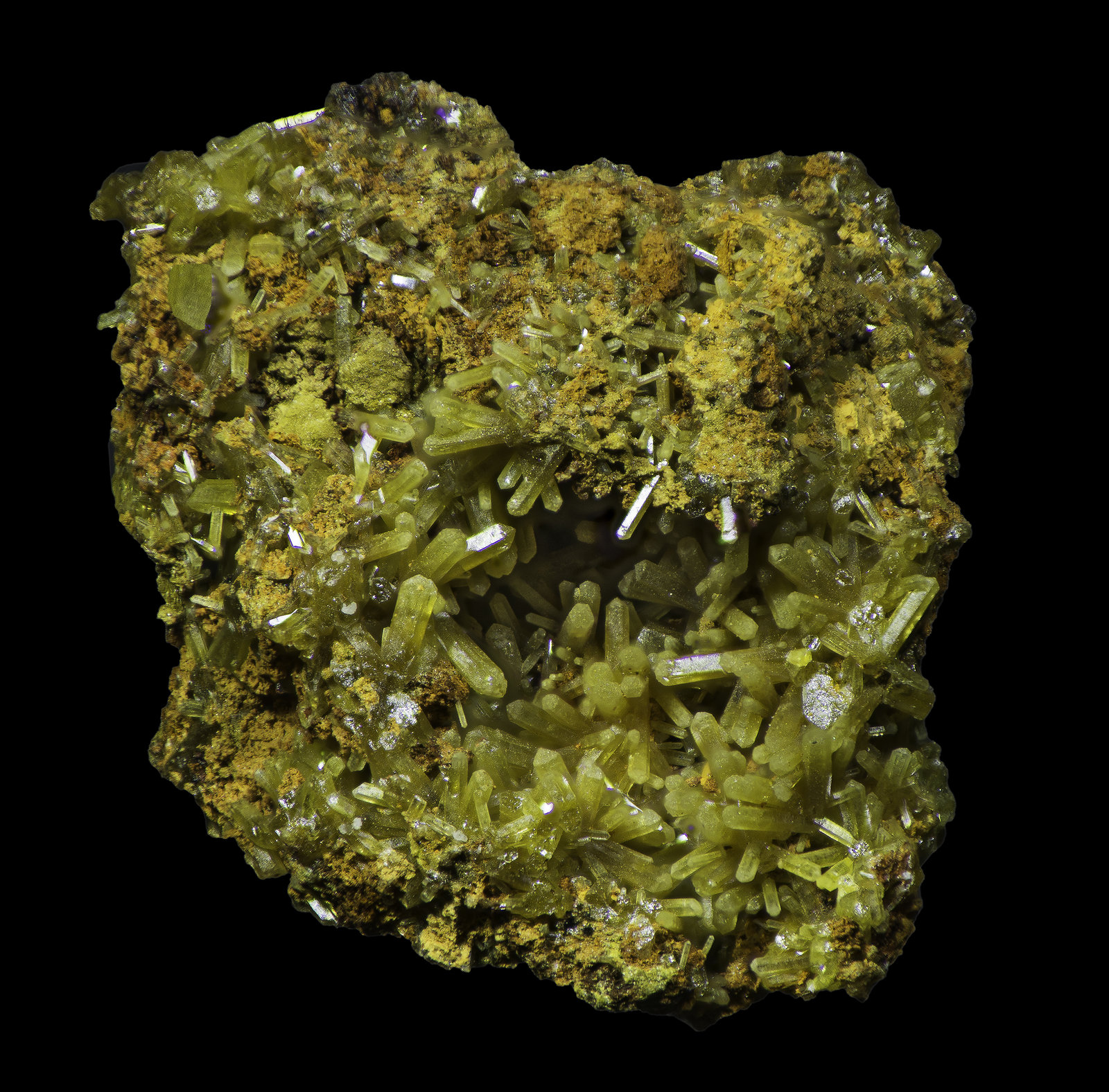 Mimetite
20 x 20 x 5 mm
(Autor: Rob Schnerr)