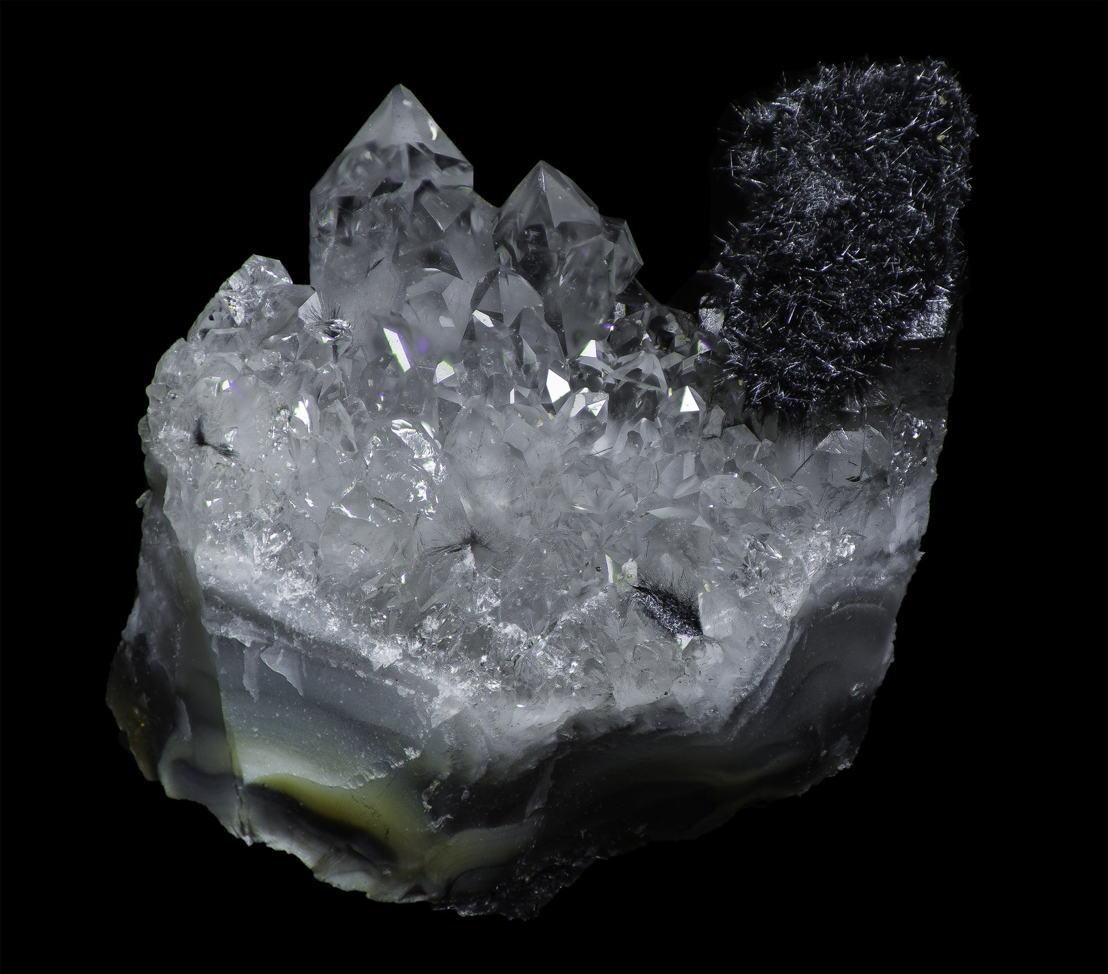 Goethite
20 x 20 x 20 mm
(Autor: Rob Schnerr)