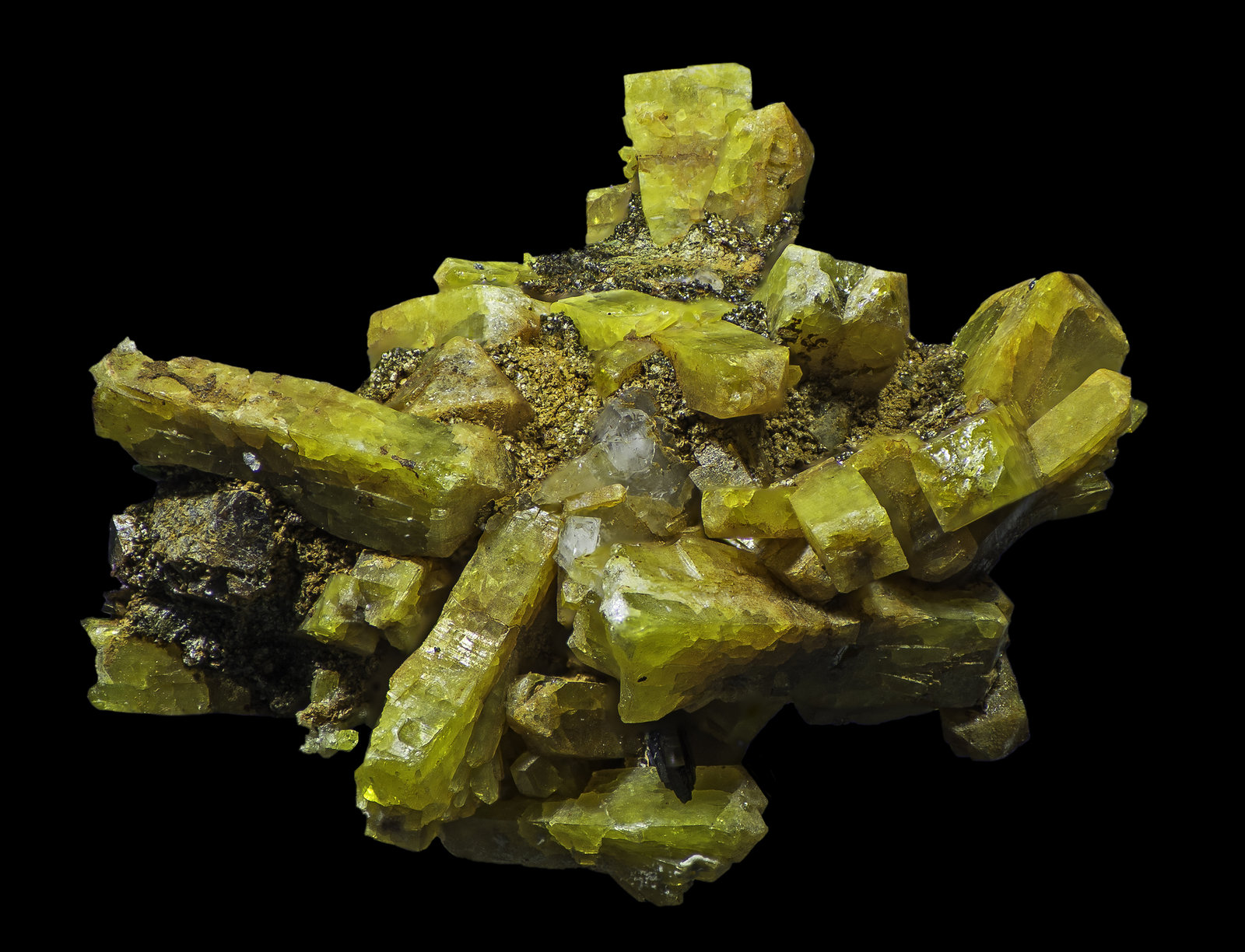 Zircon
20 x 18 x 9 mm
(Autor: Rob Schnerr)