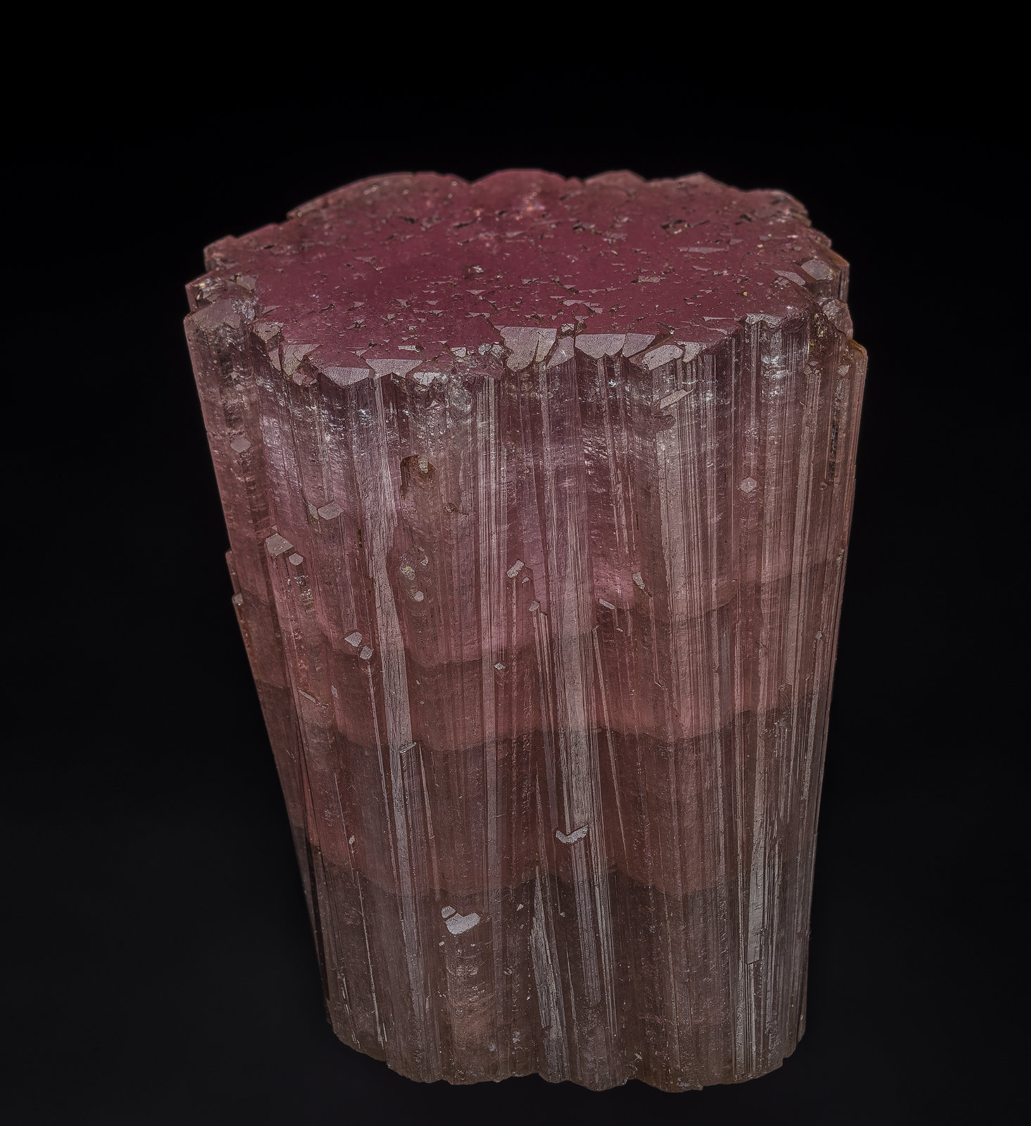 Elbaite
5.8 x 4.5 cm
(Autor: am mizunaka)