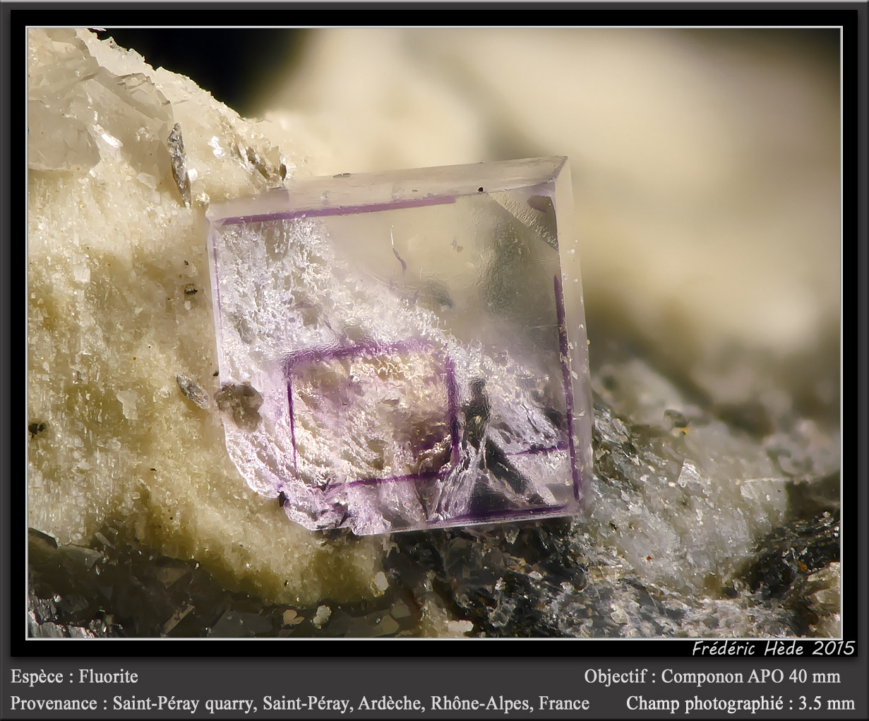 Fluorite
fov 3.5 mm
(Autor: ploum)