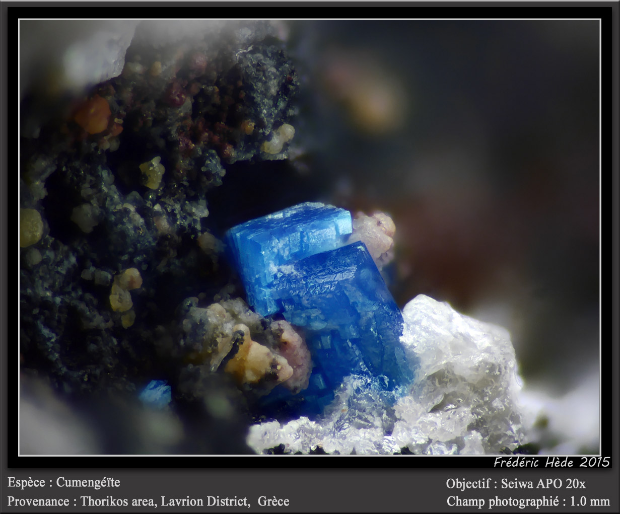 Cumengeite
fov 1.0 mm
(Autor: ploum)