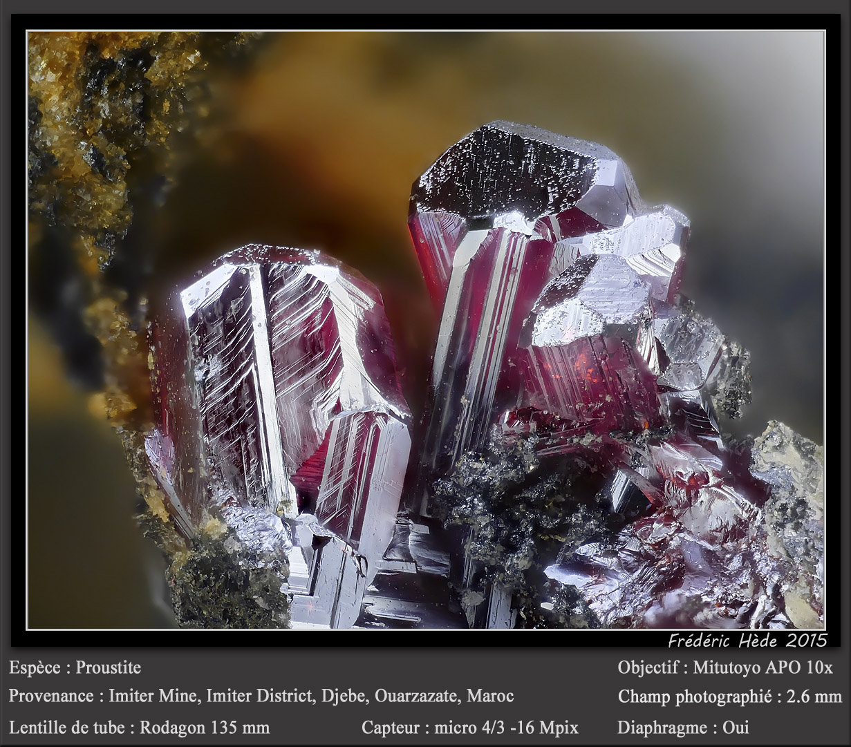 Proustite
fov 2.6 mm
(Autor: ploum)