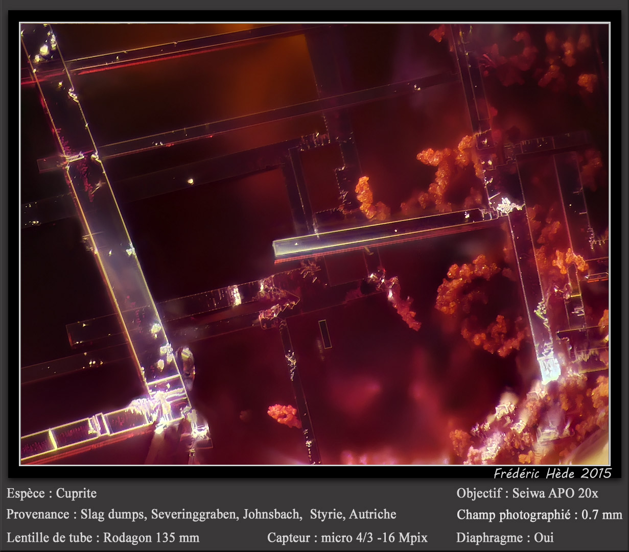 Cuprite
fov 0.7 mm
(Autor: ploum)