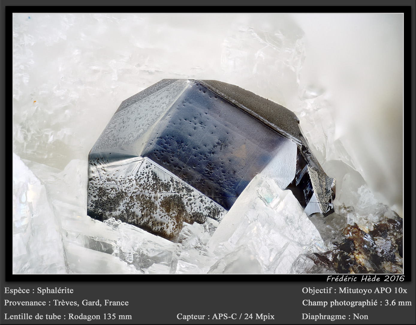 Sphalerite
fov 3.6 mm
(Autor: ploum)