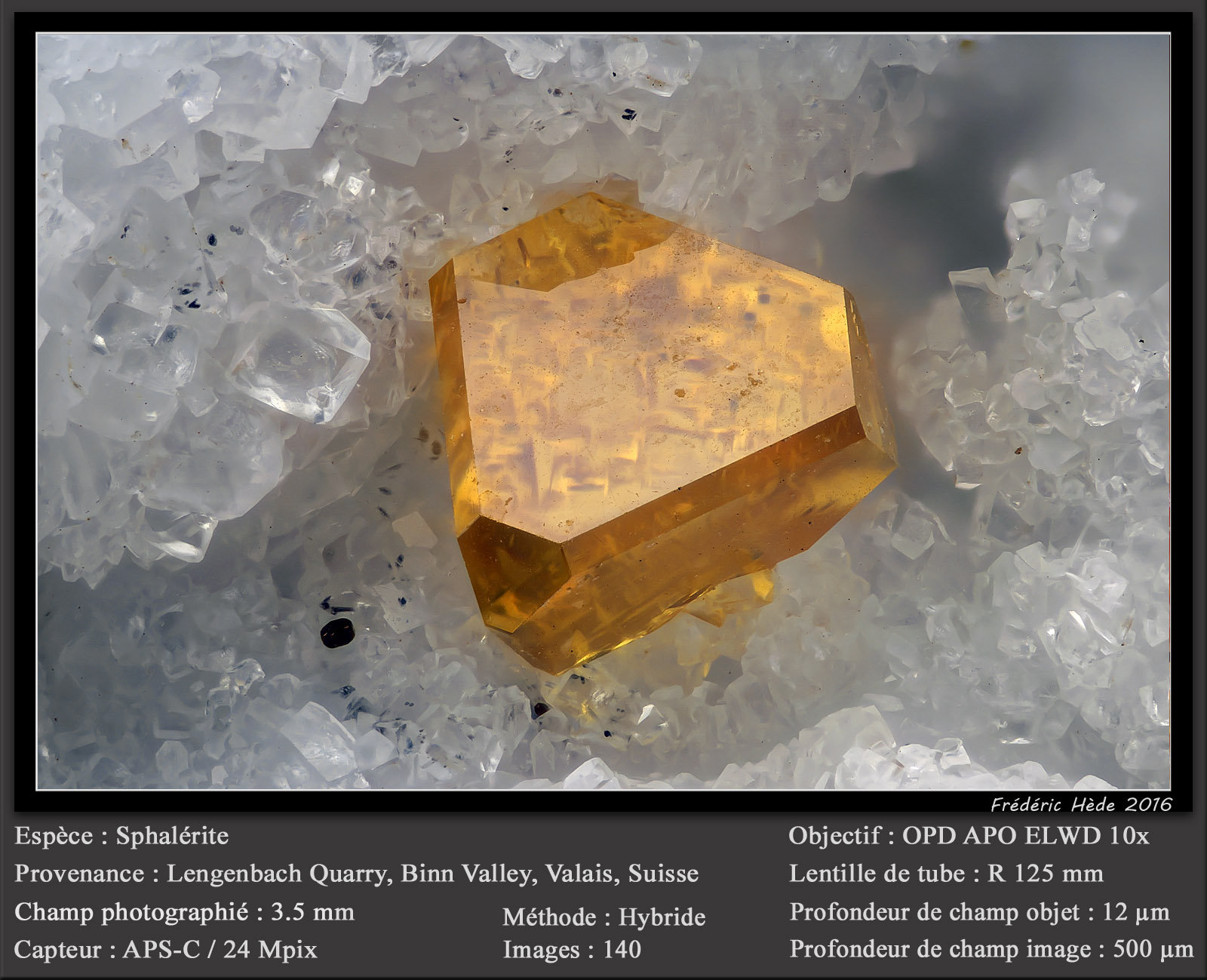 Sphalerite
fov 3.5 mm
(Autor: ploum)