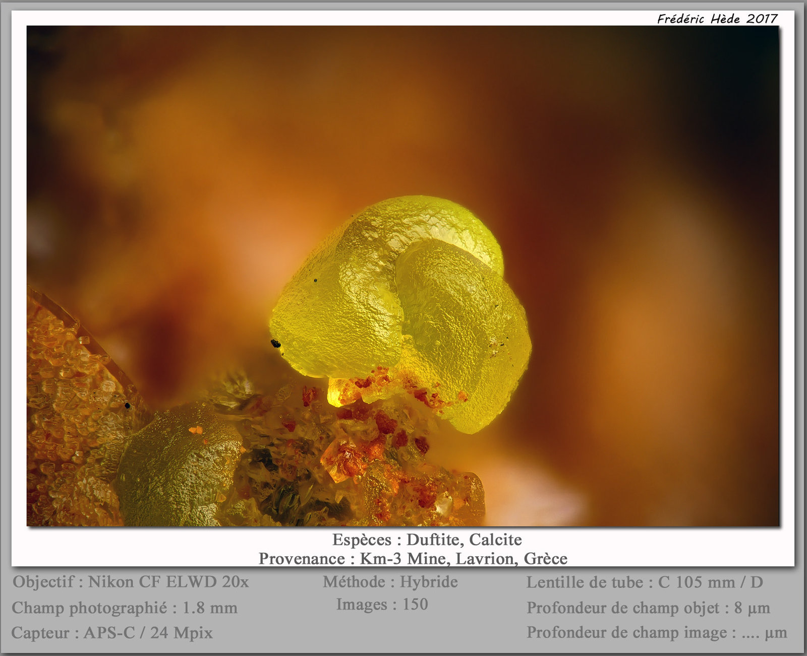 Duftite on Calcite
fov 1.8 mm
(Autor: ploum)