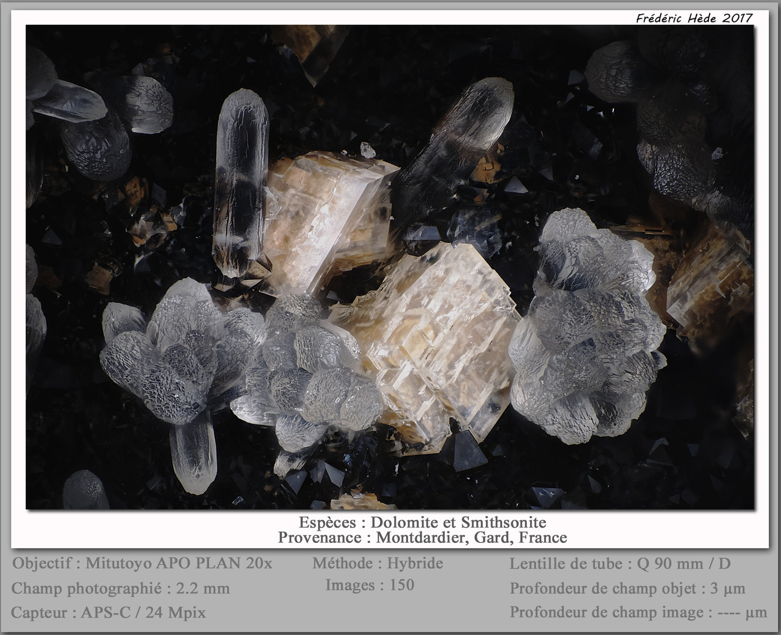 Dolomite and Smithsonite
fov 2.2 mm
(Autor: ploum)
