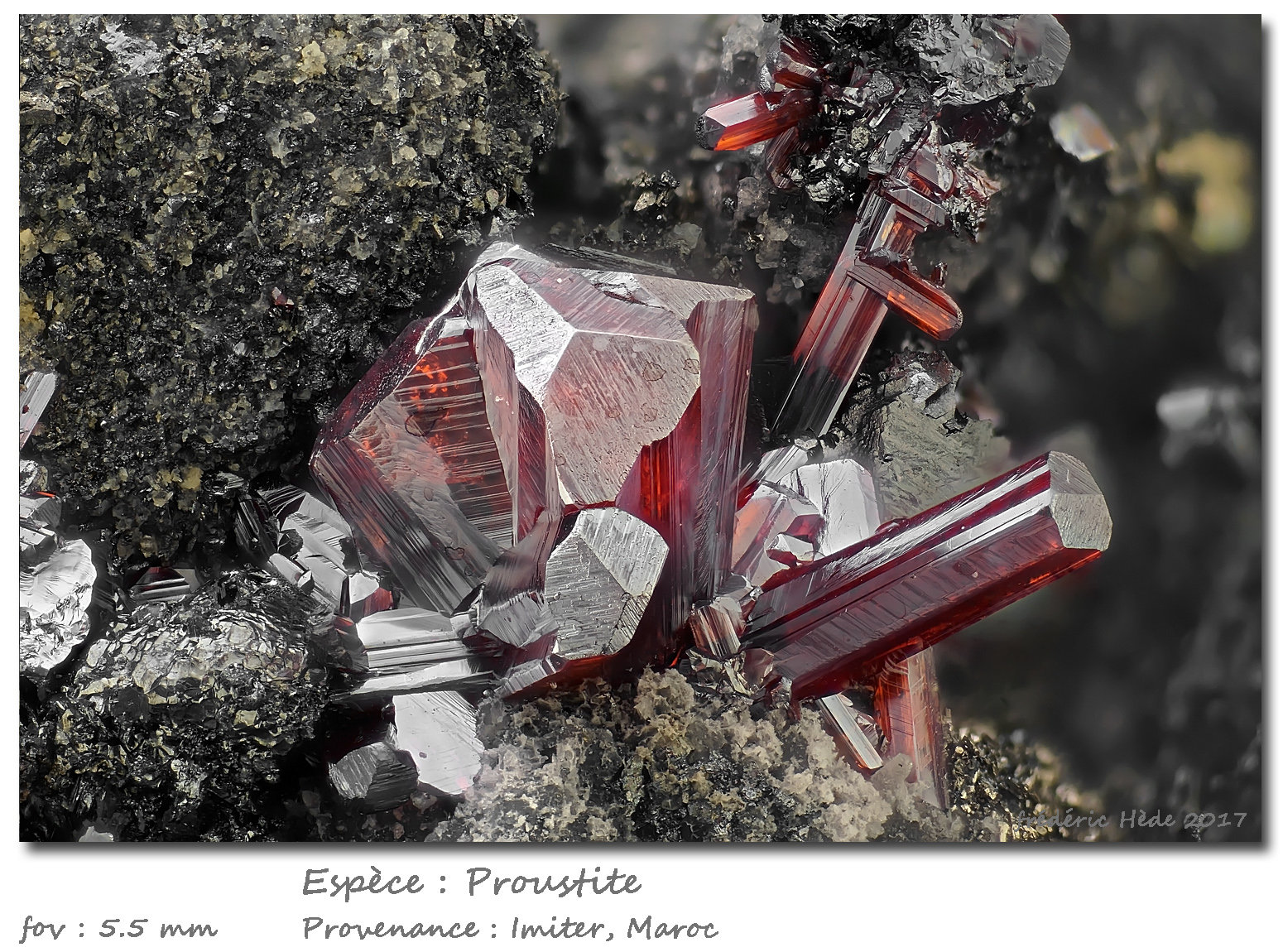 Proustite
fov 5.5 mm
(Autor: ploum)