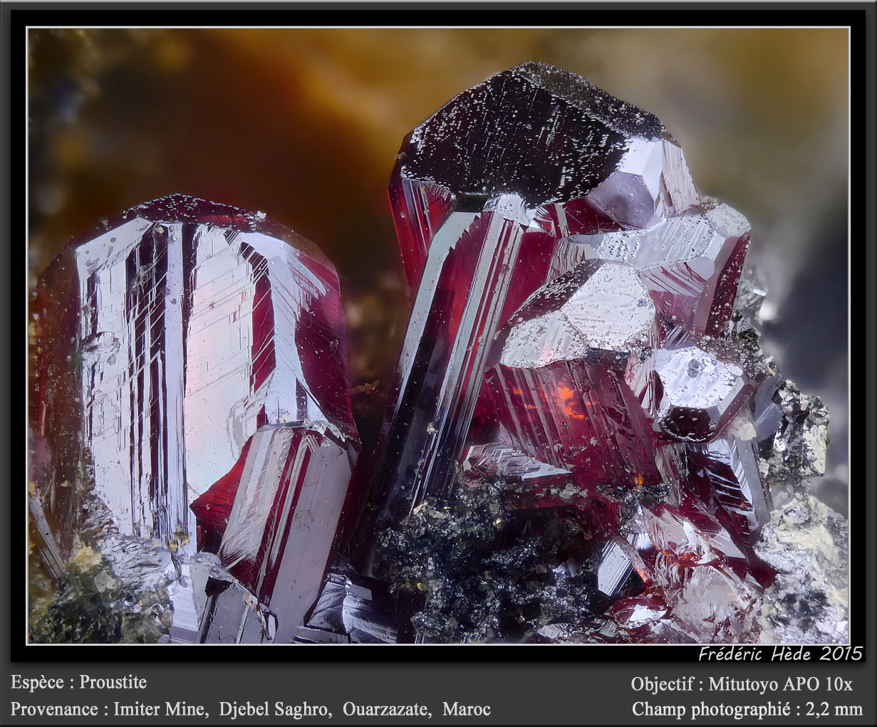 Proustite
fov 2.2 mm
(Autor: ploum)